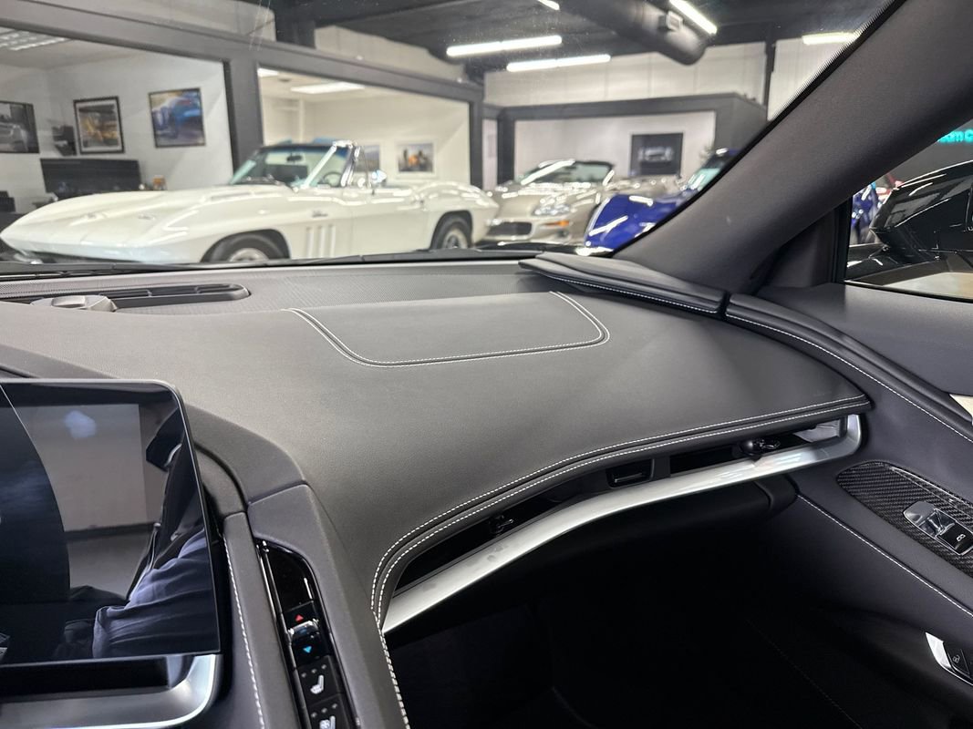 Used 2025 Chevrolet Corvette Z06 image 62