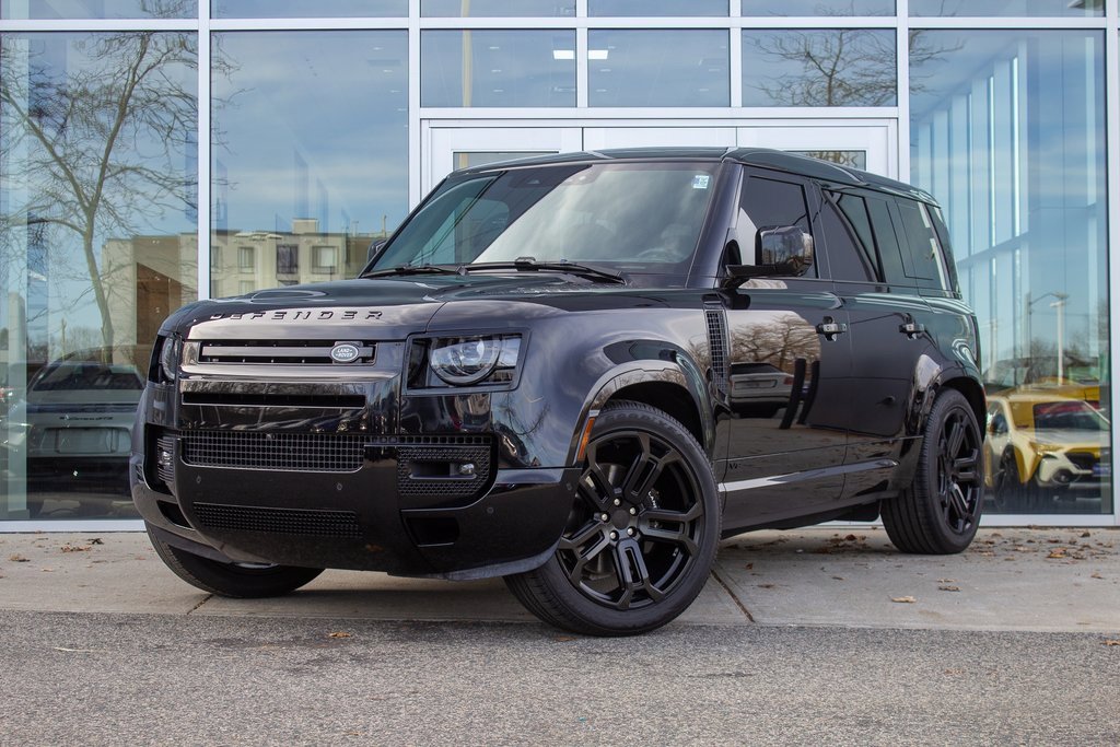 Used 2025 Land Rover Defender 110 V8