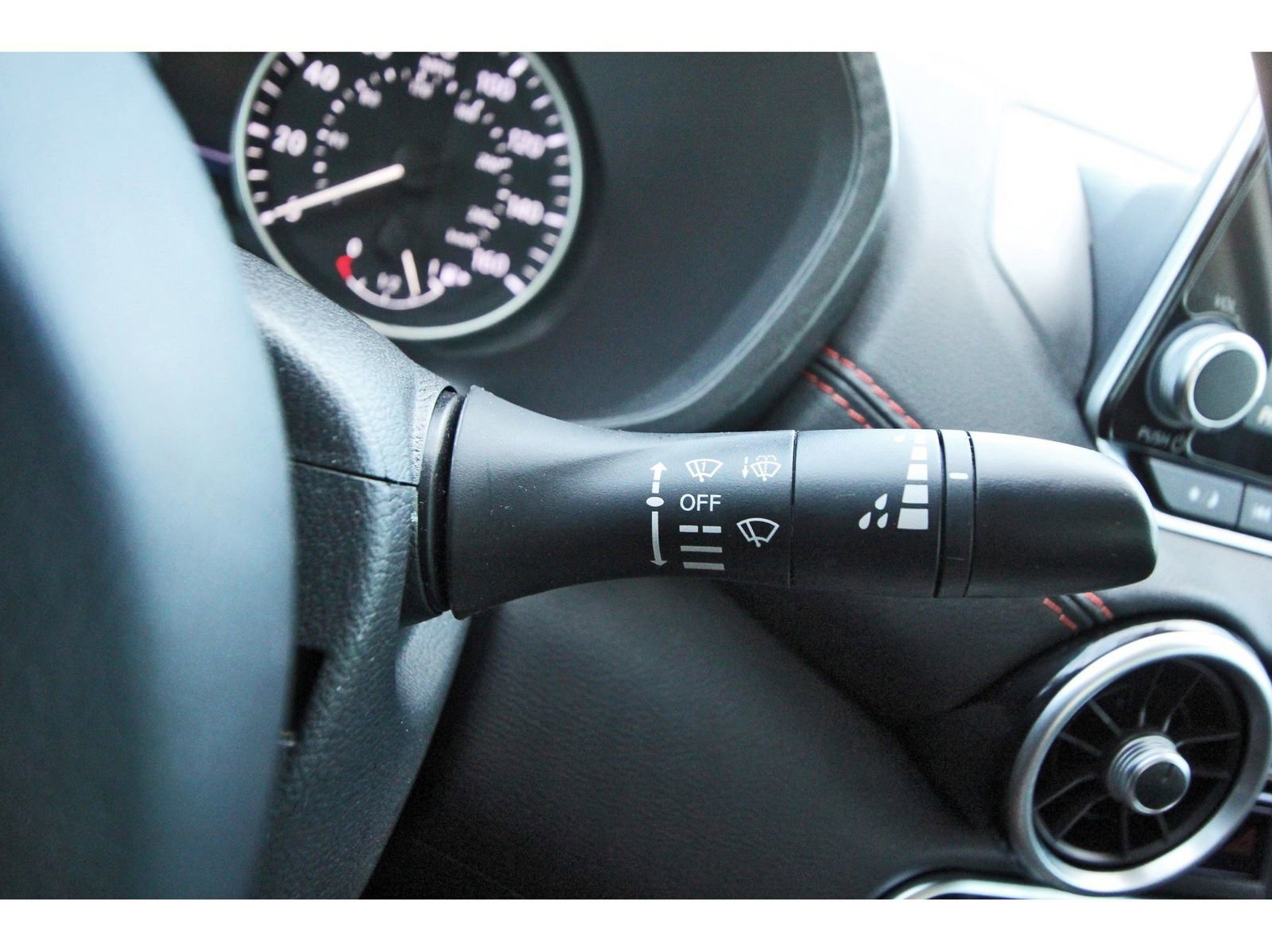 Used 2024 Nissan Sentra SR image 21