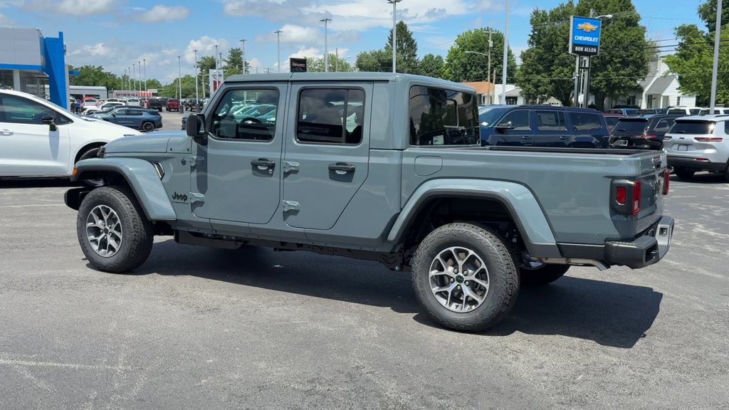New 2026 Jeep Gladiator Sport AWD/4WD image 4