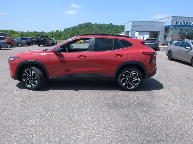 New 2026 Chevrolet Trax RS w/ Driver Confidence Package FWD image 30
