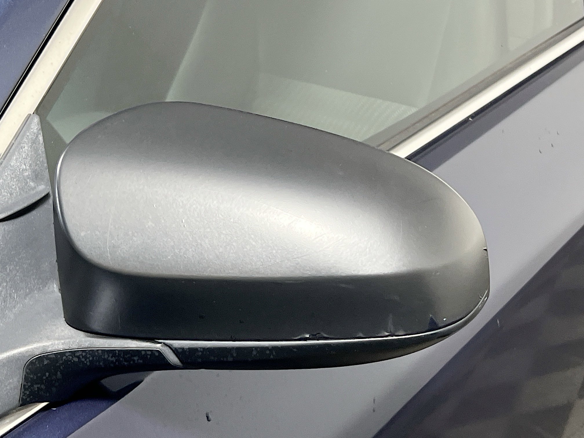 Used 2015 Toyota Camry LE image 12