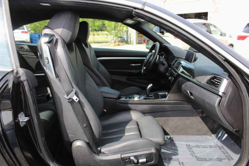 Used 2019 BMW 430i xDrive Convertible w/ Convenience Package AWD/4WD image 28