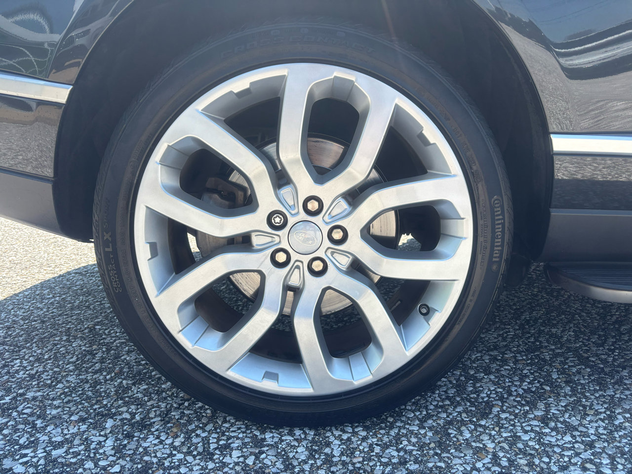 Used 2014 Land Rover Range Rover Supercharged image 30