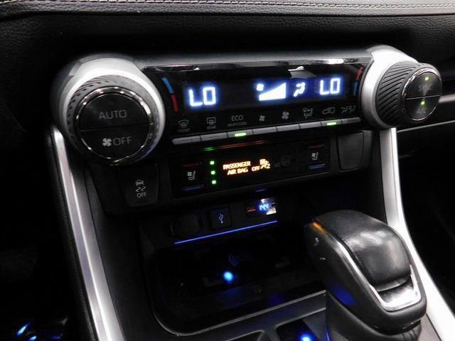 Used 2022 Toyota RAV4 Limited image 50