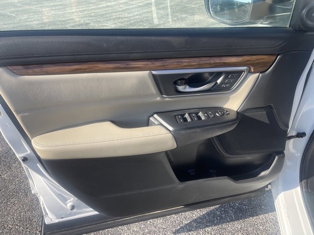 Used 2020 Honda CR-V Touring image 9