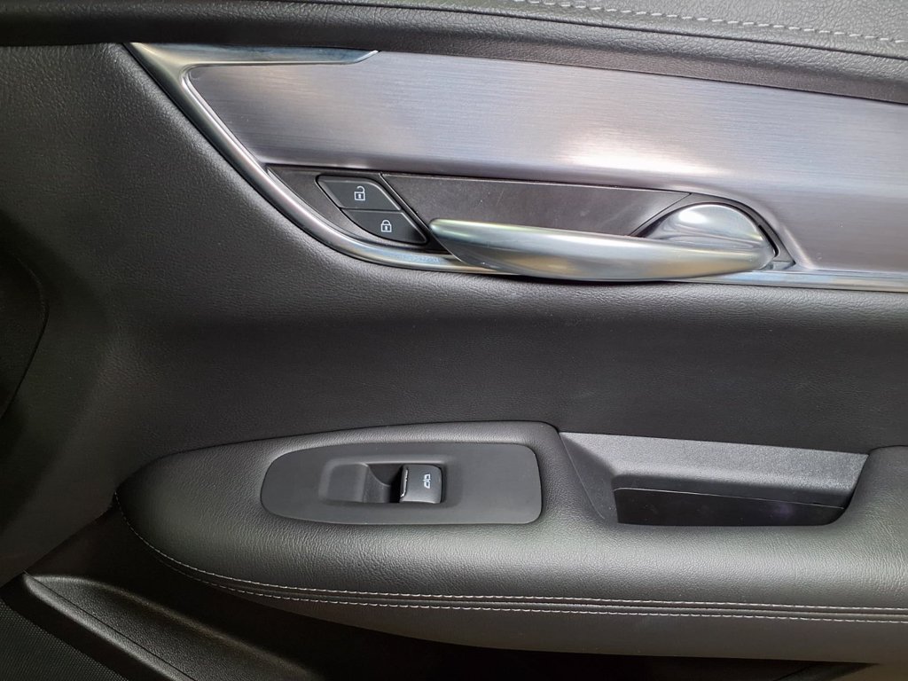 Certified 2023 Cadillac XT5 Luxury FWD image 23