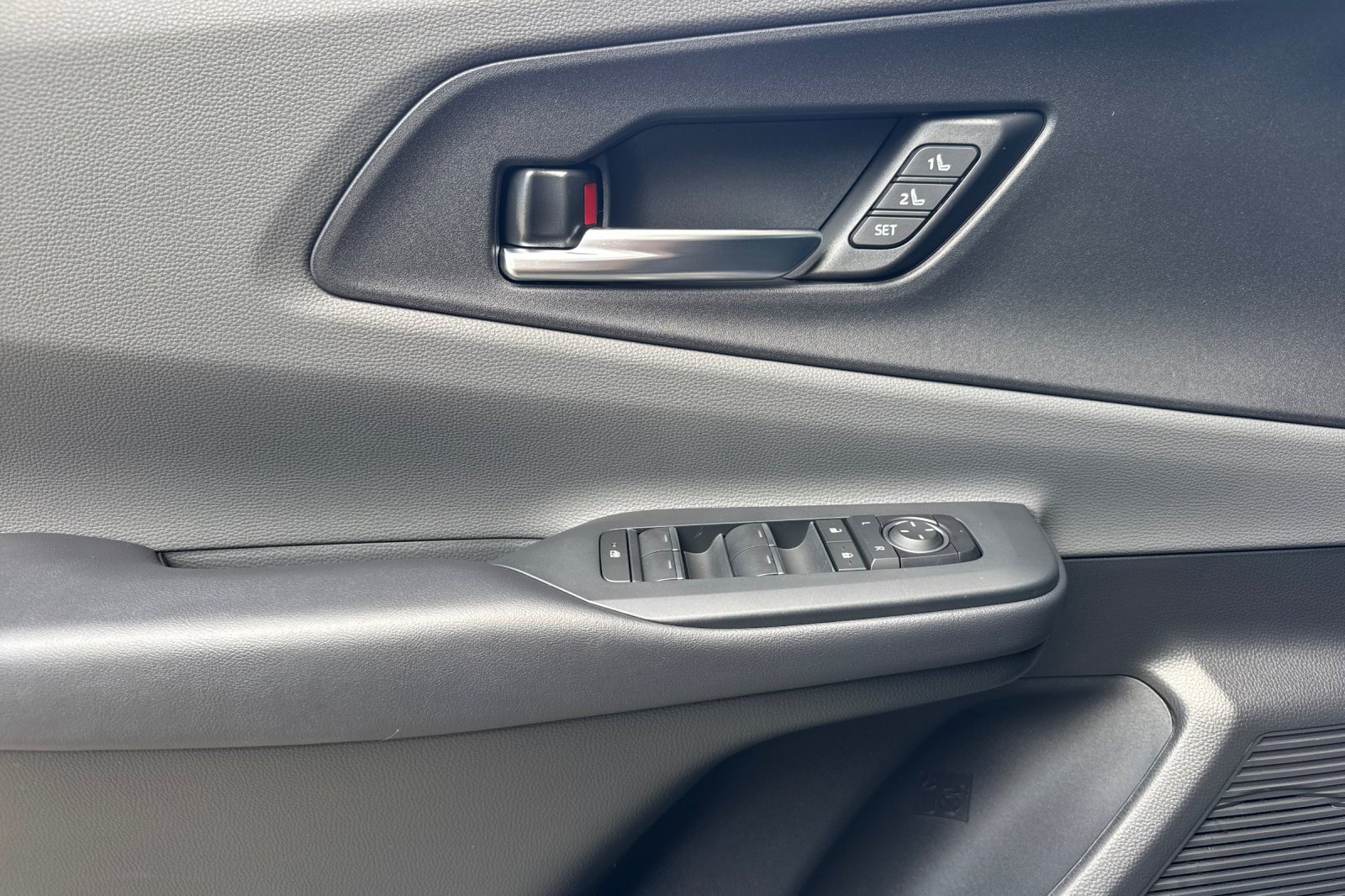 New 2027 Toyota Prius LE AWD/4WD image 14