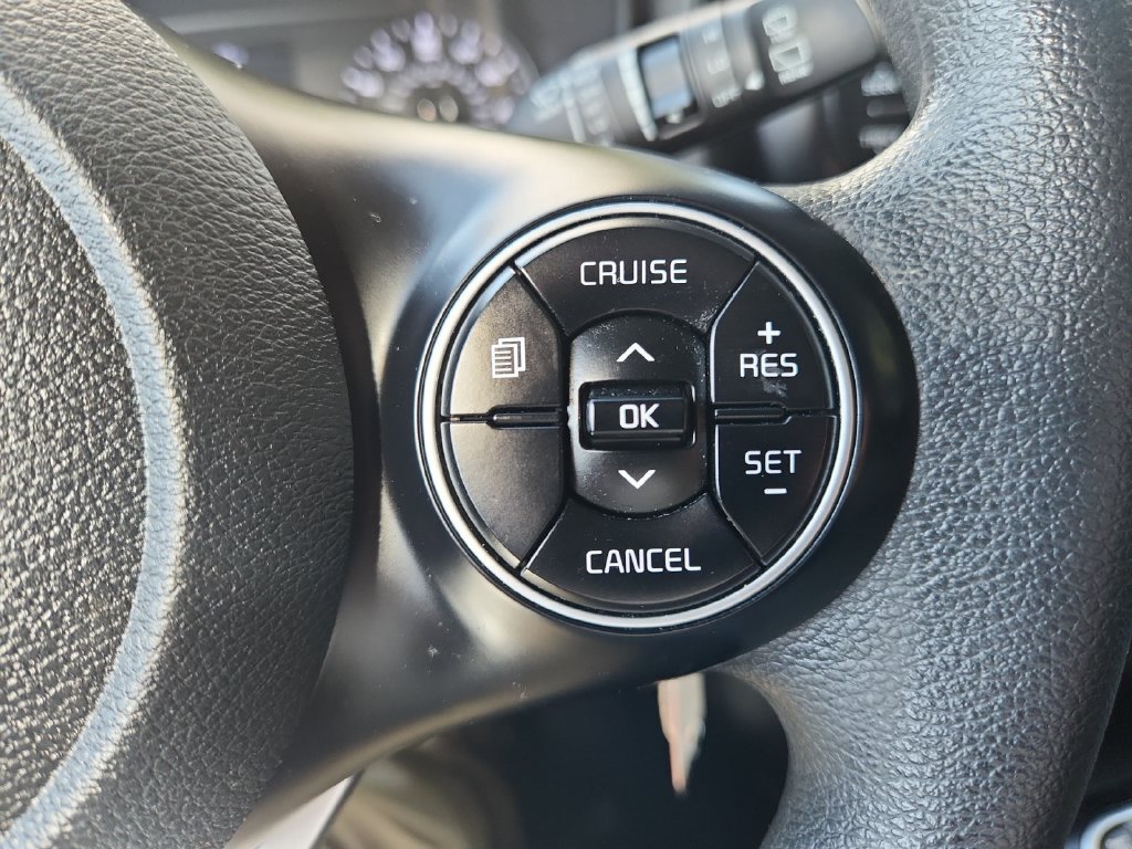 Used 2020 Kia Soul LX FWD image 19
