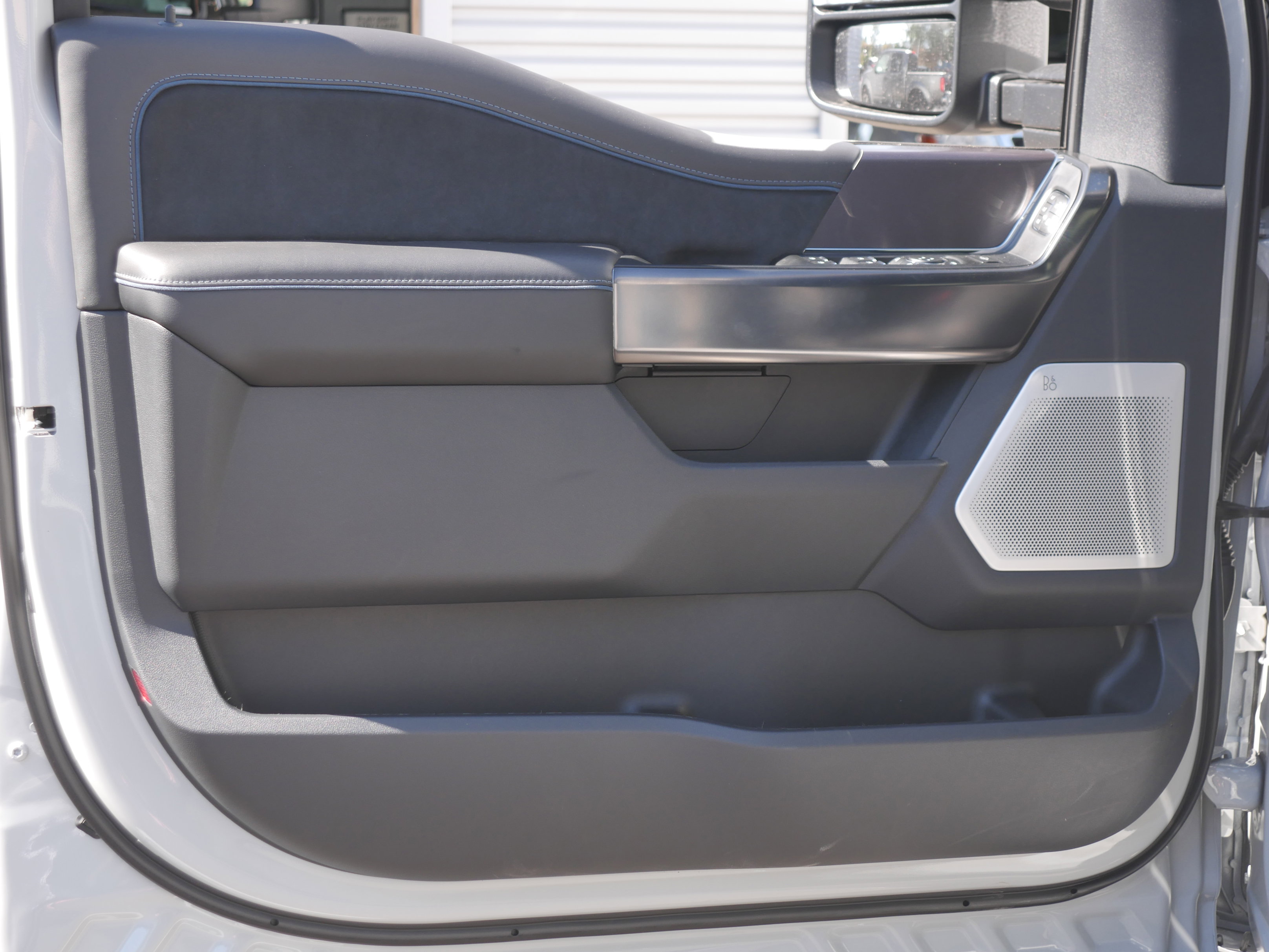 New 2026 Ford F350 Platinum image 38