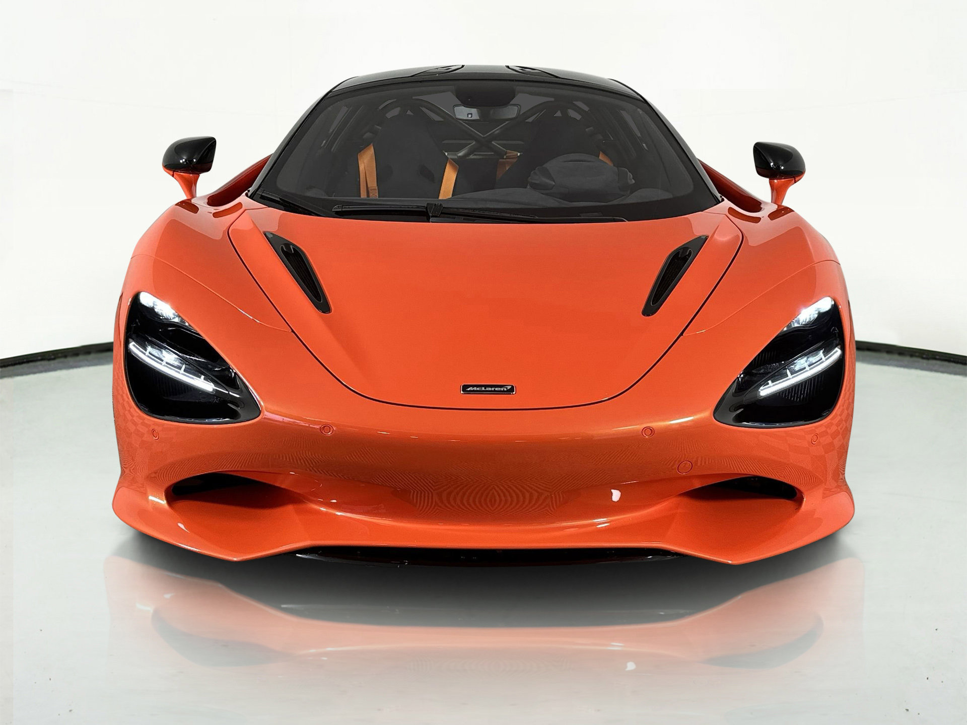 Used 2024 McLaren 750S image 3