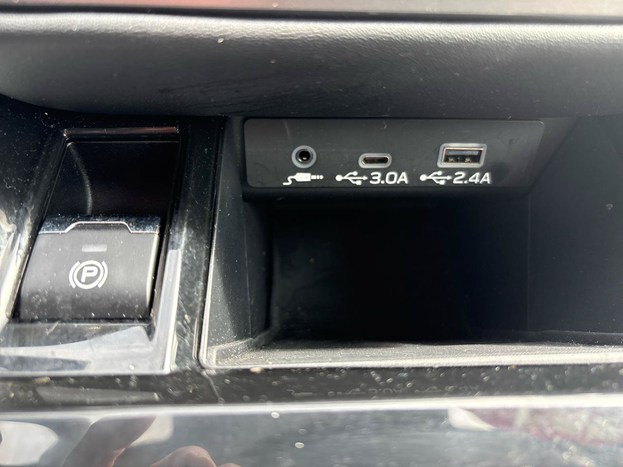 Used 2024 Subaru Outback Premium AWD/4WD image 15
