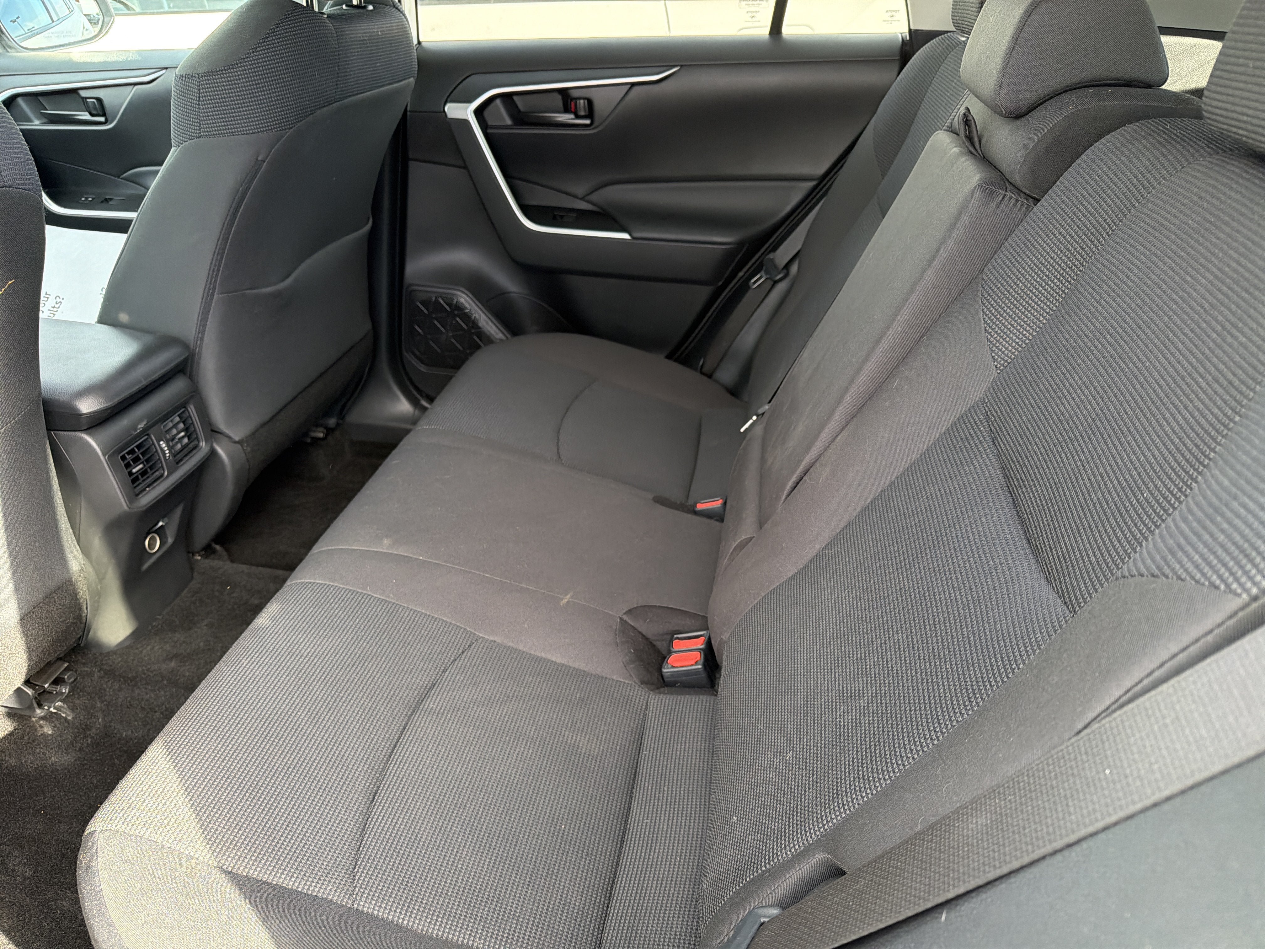 Used 2024 Toyota RAV4 LE AWD/4WD image 22