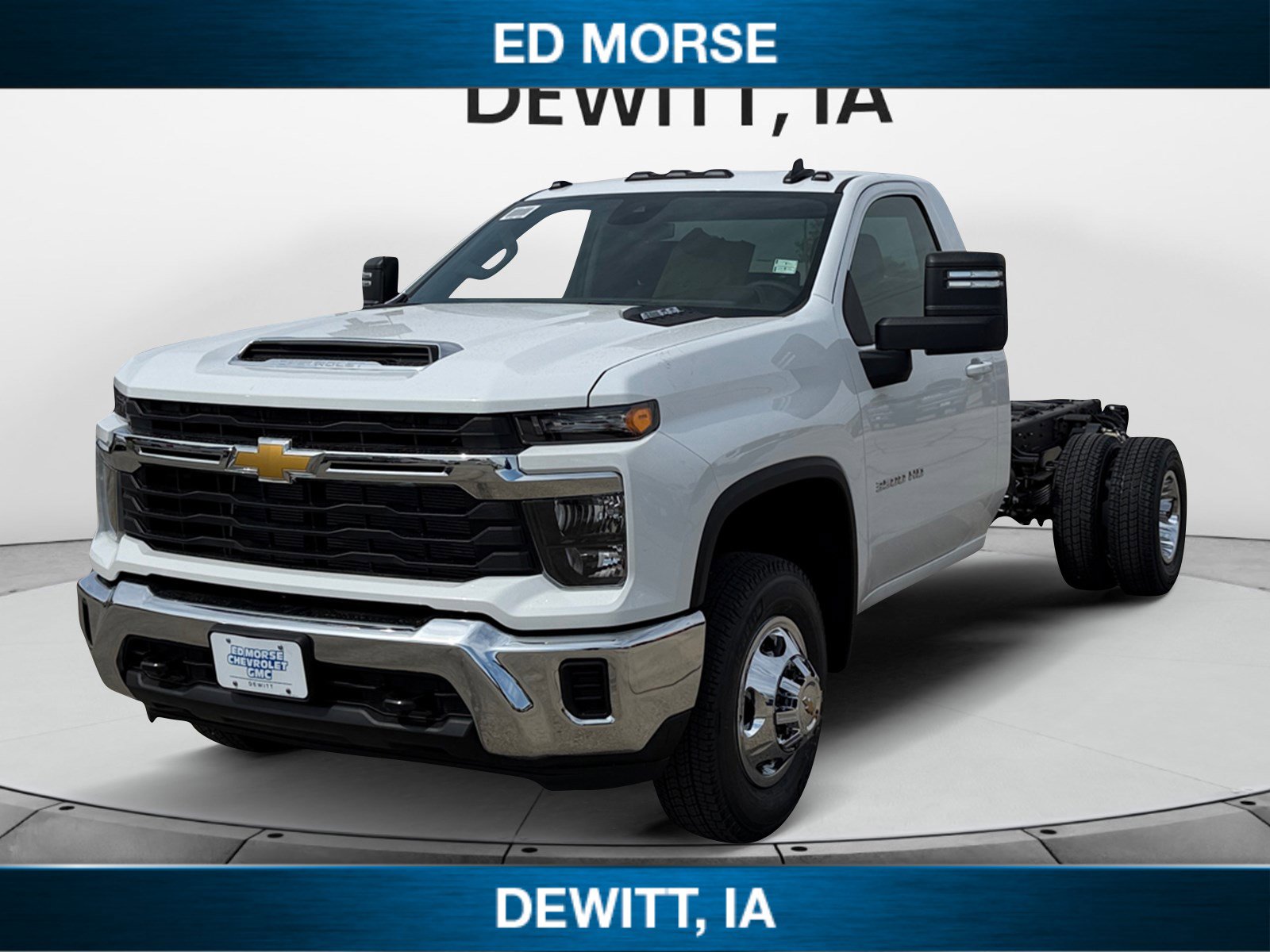 New 2026 Chevrolet Silverado 3500 LT w/ Snow Plow Prep Package AWD/4WD image 1