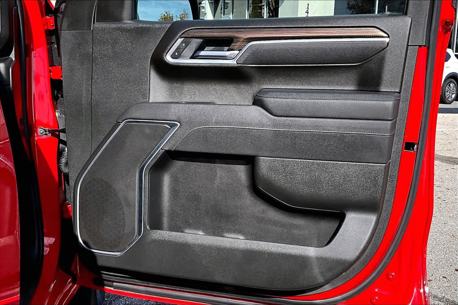 Used 2026 Chevrolet Silverado 1500 LT image 27