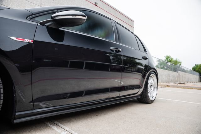Used 2021 Volkswagen Golf S image 39