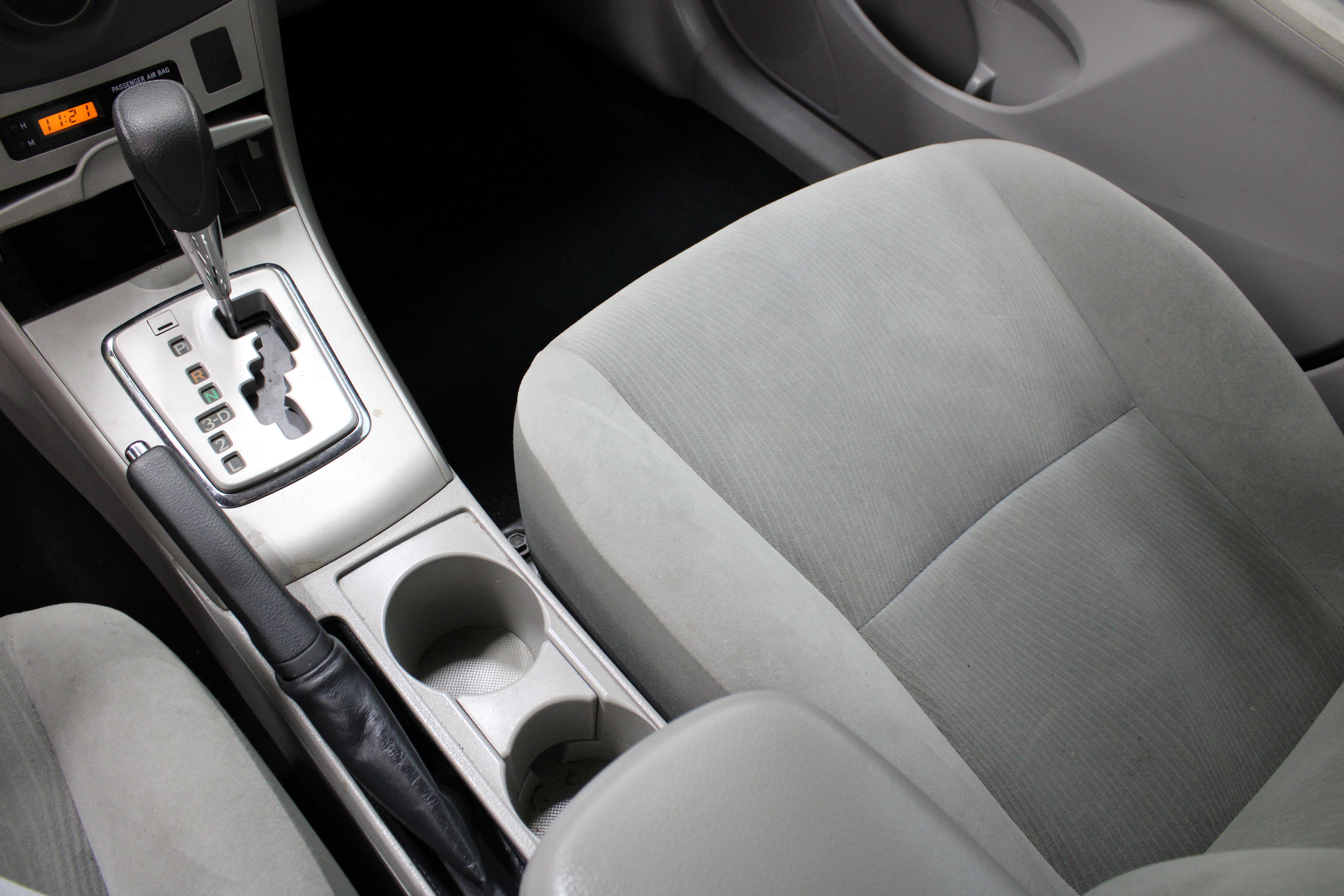 Used 2011 Toyota Corolla LE FWD image 16