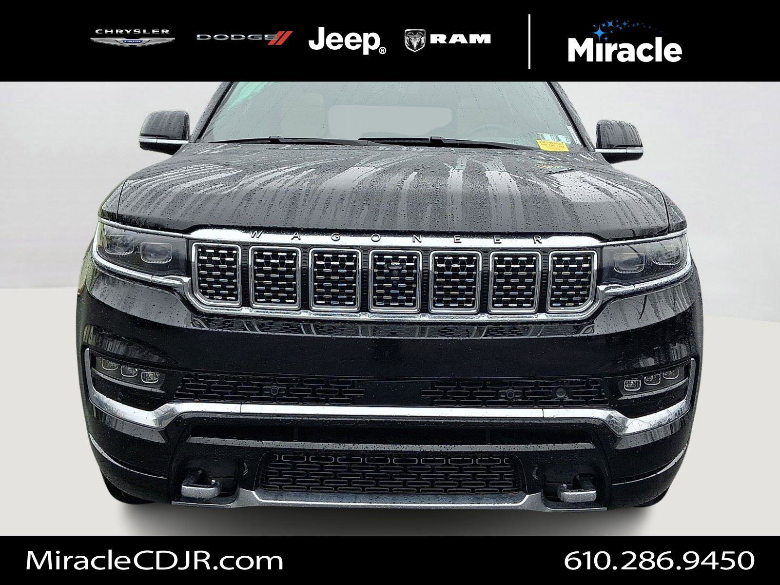 Certified 2024 Jeep Grand Wagoneer Series III w/ HD Trailer Tow Package AWD/4WD image 2