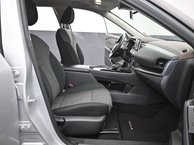 Used 2023 Nissan Rogue SV FWD image 18