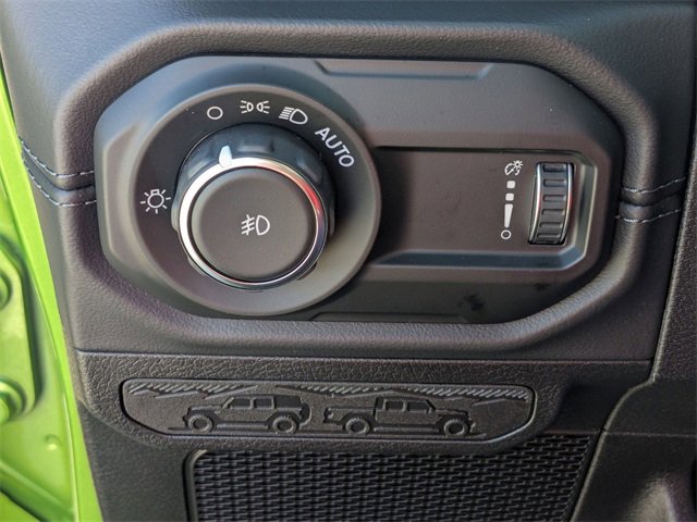 New 2026 Jeep Wrangler Unlimited Rubicon image 16