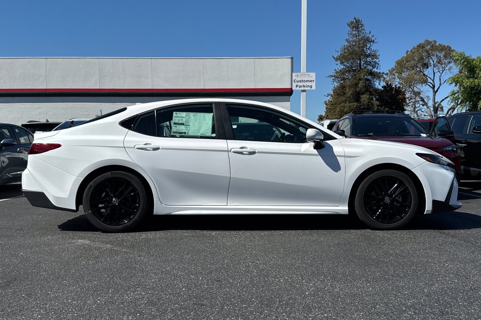 New 2026 Toyota Camry SE FWD image 9