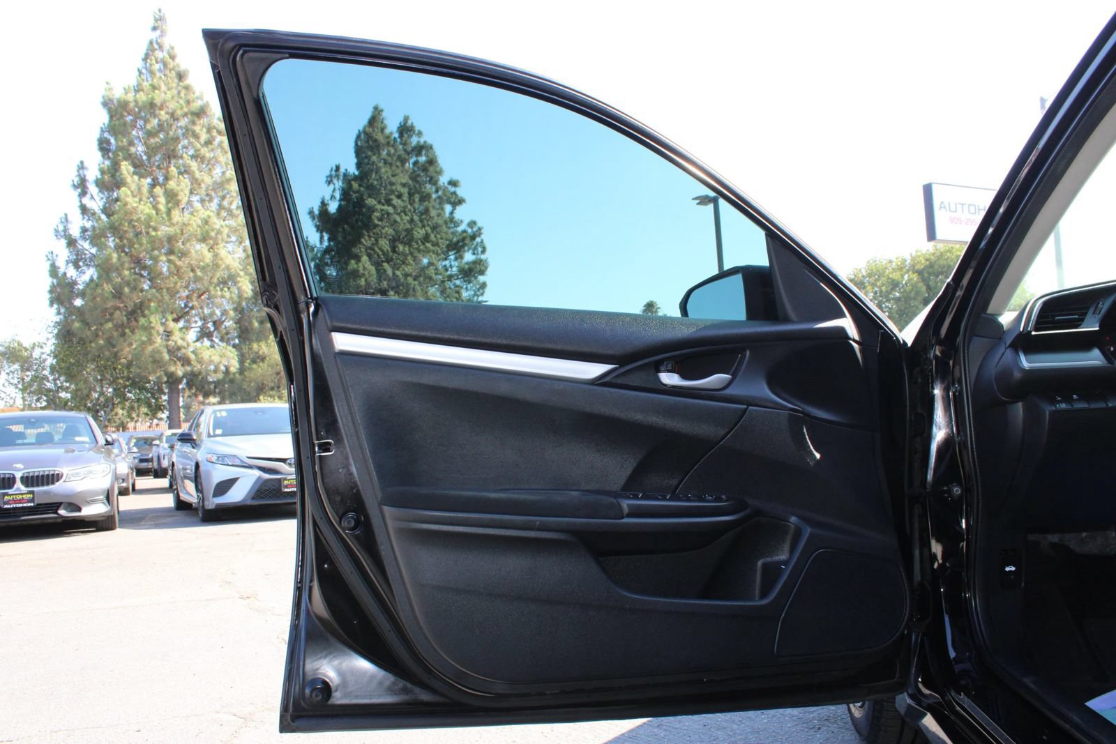 Used 2019 Honda Civic LX image 7