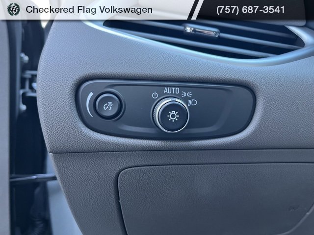 Used 2023 Chevrolet Malibu LS image 17