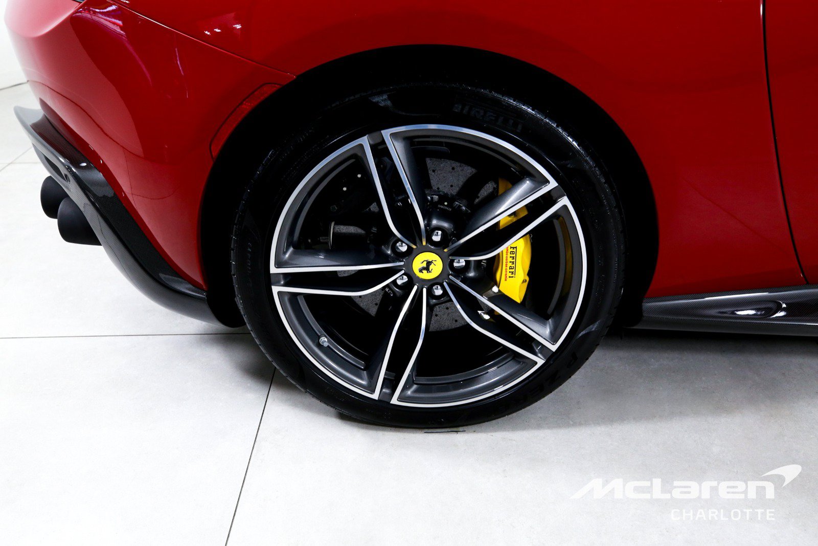 Used 2022 Ferrari Roma RWD image 25
