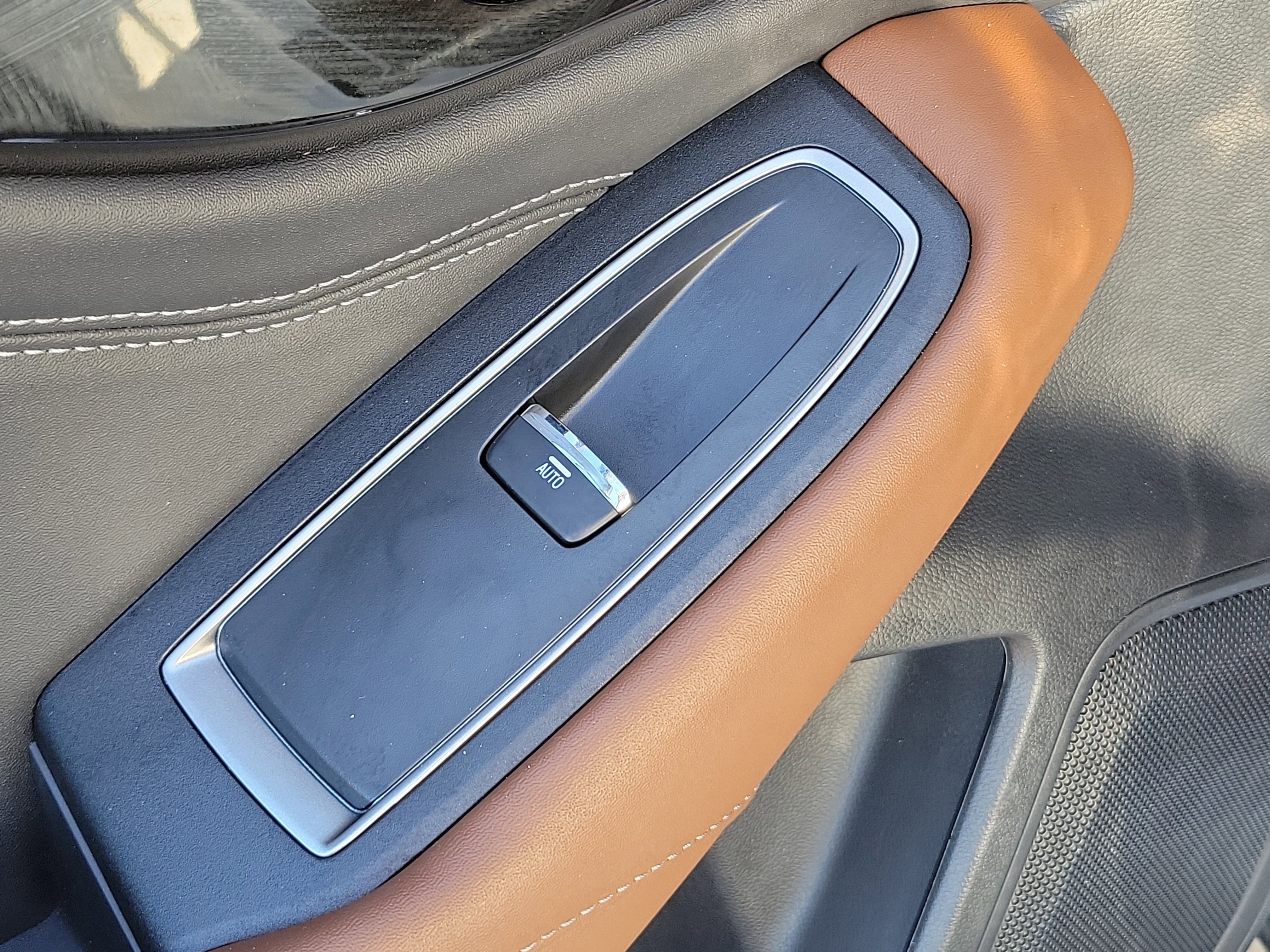 Used 2020 Subaru Outback Touring XT image 17