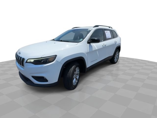 Used 2022 Jeep Cherokee Latitude Lux w/ Sun & Sound Group AWD/4WD image 4