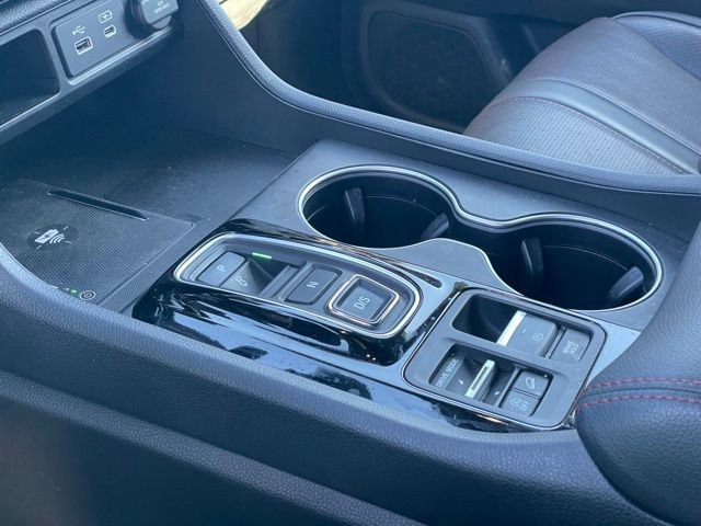 Used 2025 Honda Pilot Black Edition image 23