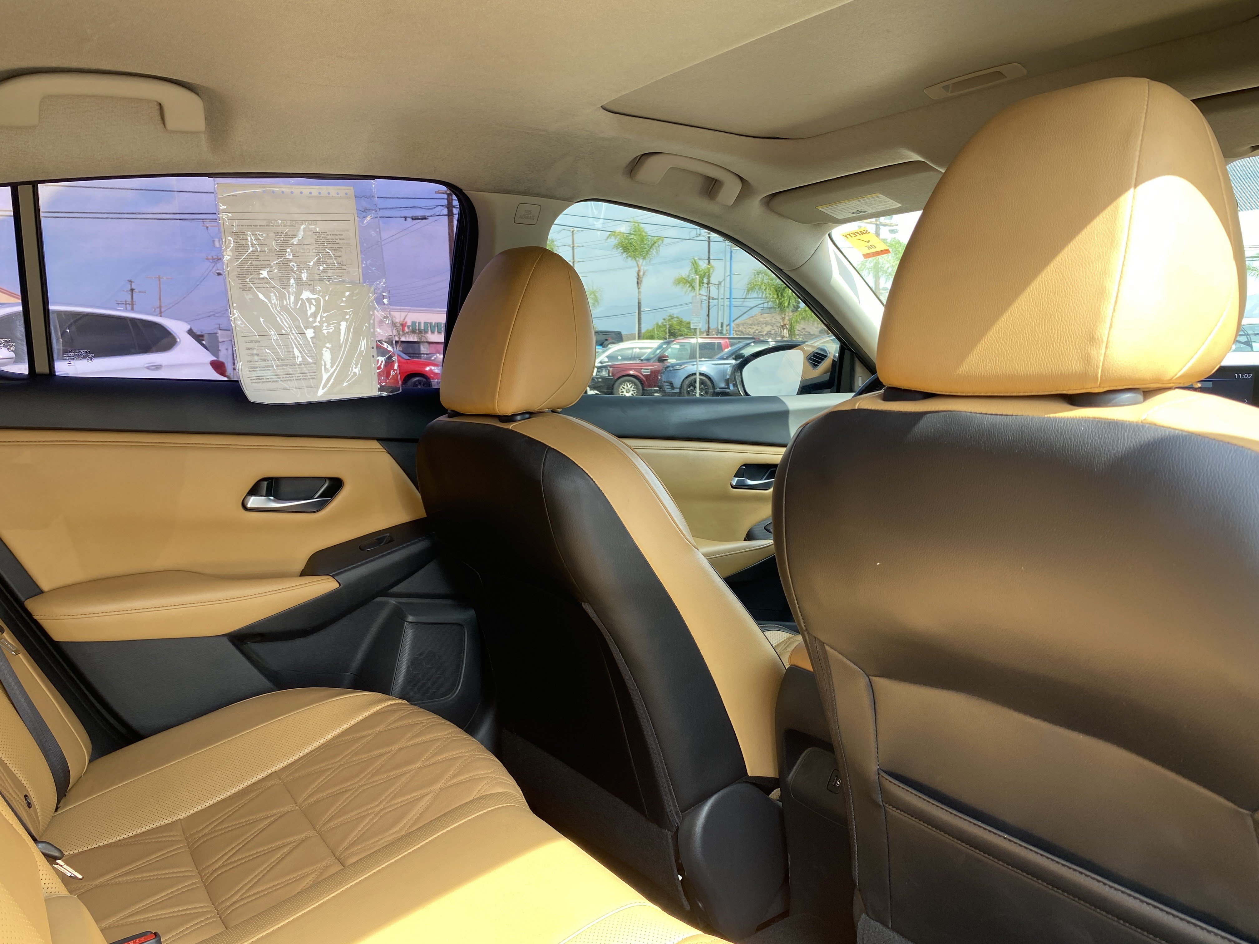 Used 2023 Nissan Sentra SV w/ SV Premium Package FWD image 20