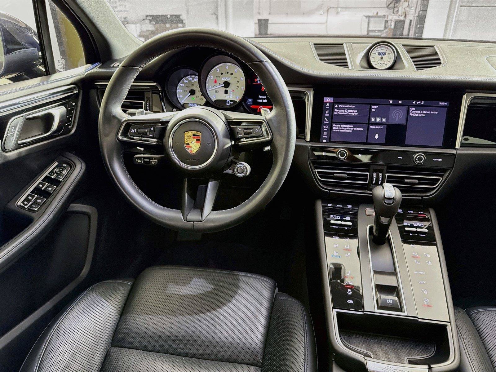 Certified 2024 Porsche Macan GTS AWD/4WD image 18