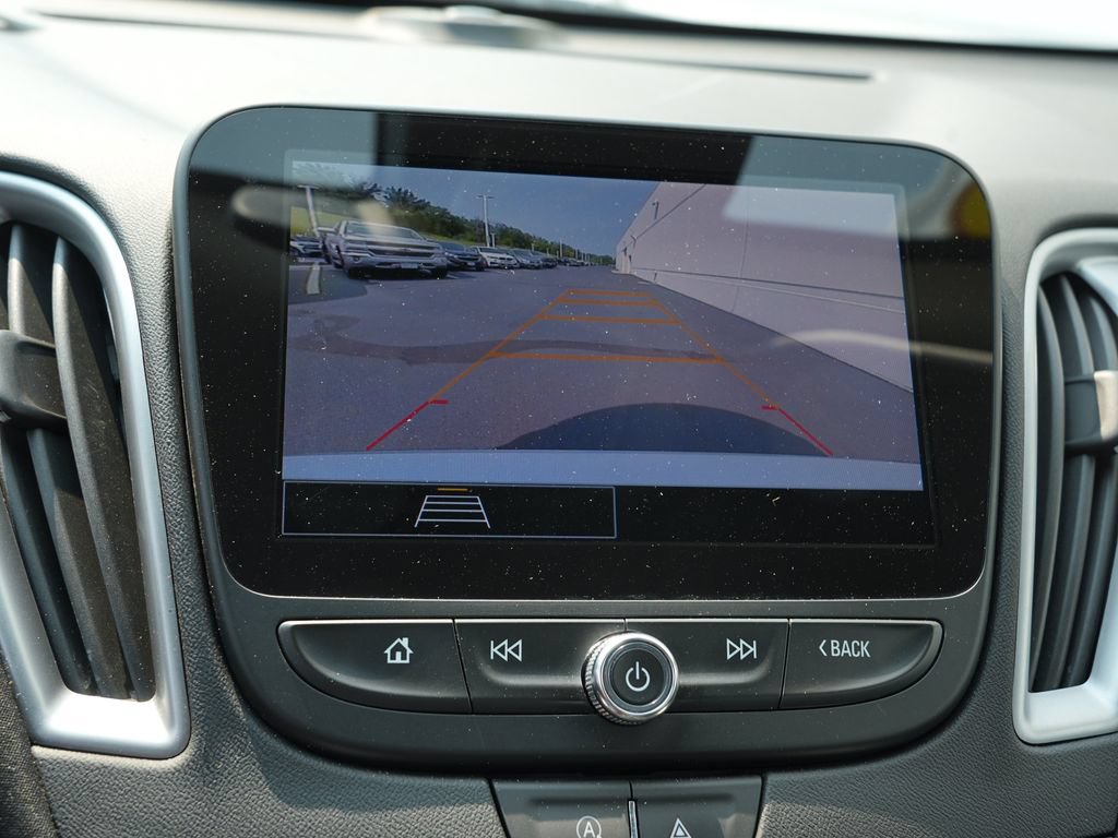 Used 2023 Chevrolet Malibu LT FWD image 34