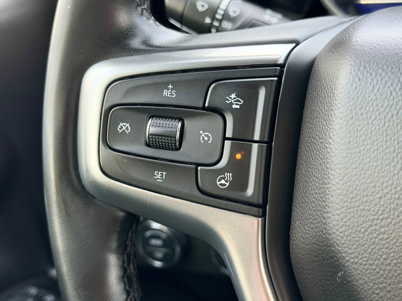 Used 2024 Chevrolet Silverado 1500 LT image 25