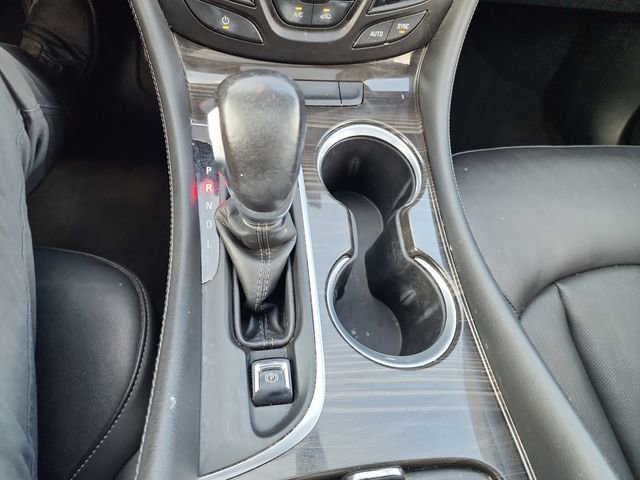 Used 2020 Buick Envision Essence image 23