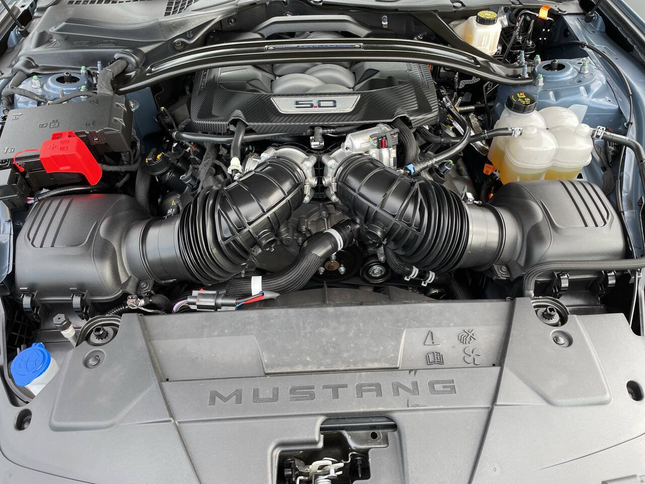 Used 2025 Ford Mustang Dark Horse RWD image 22