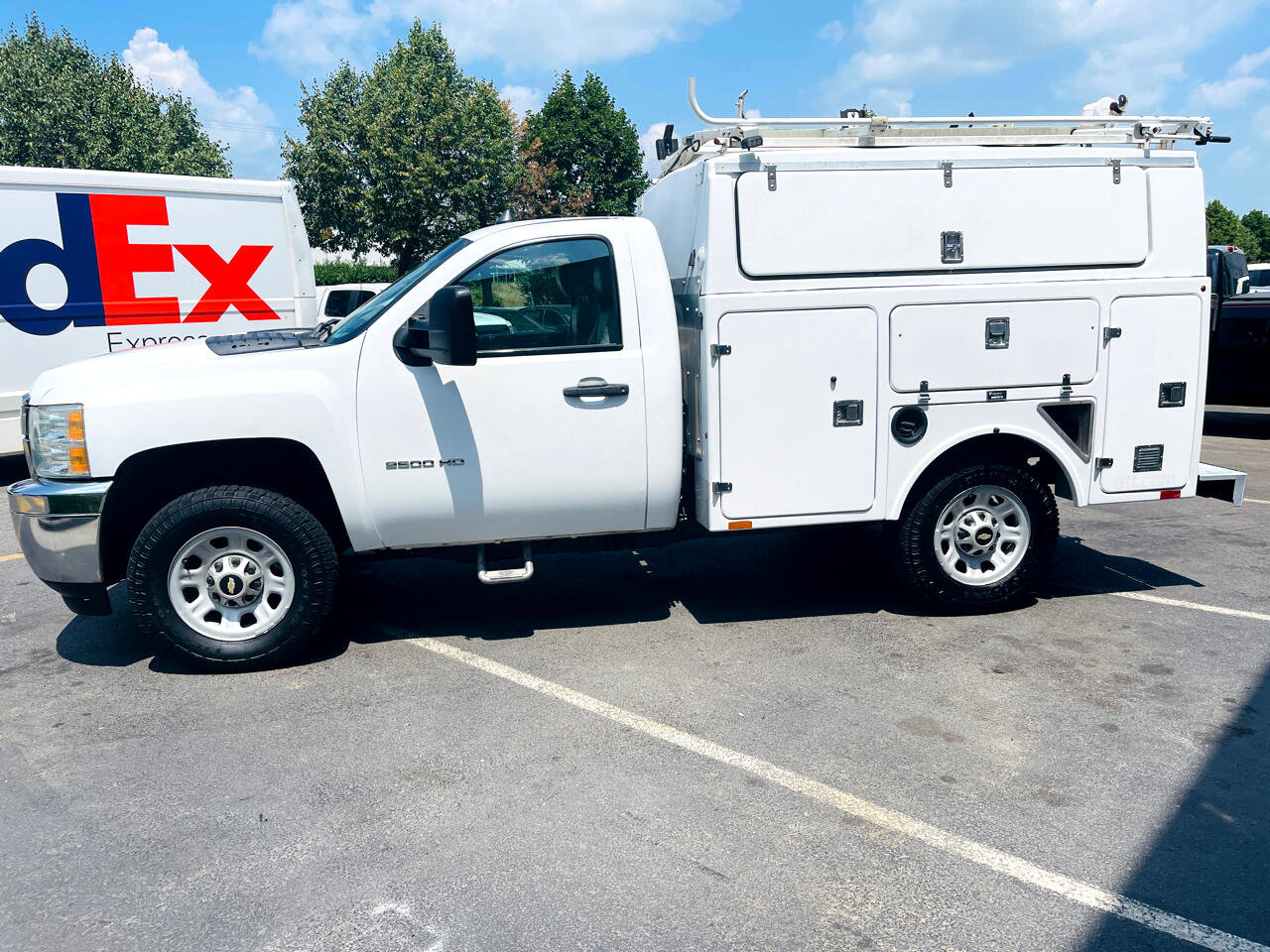 Used 2012 Chevrolet Silverado 2500 W/T image 3