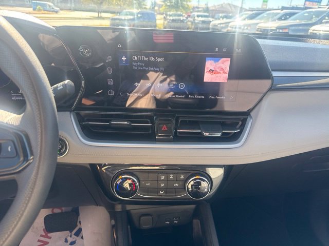Used 2025 Chevrolet TrailBlazer LT FWD image 19
