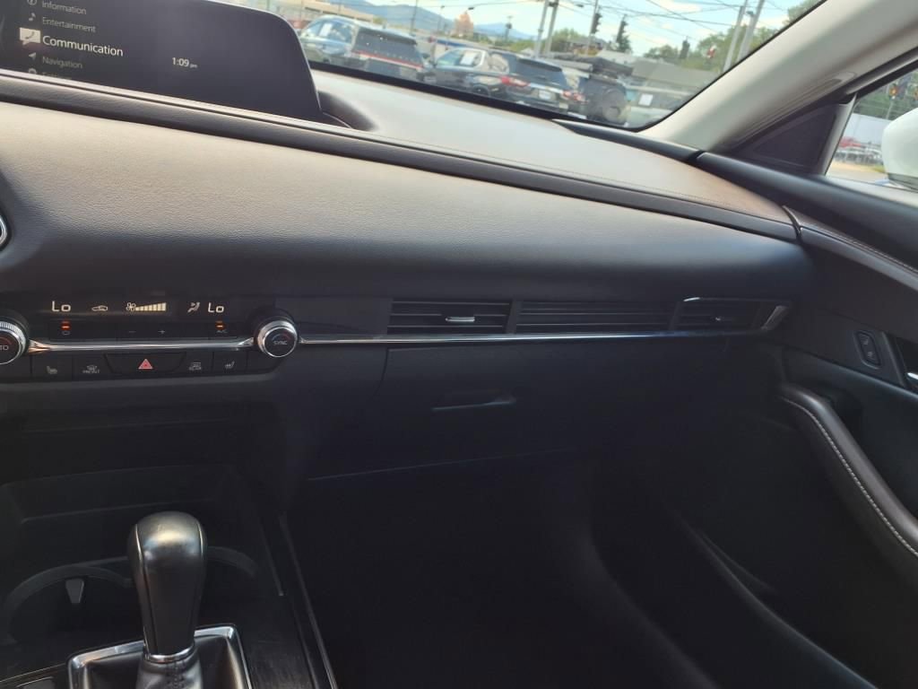Used 2023 MAZDA CX-30 AWD 2.5 S w/ Premium Package image 27