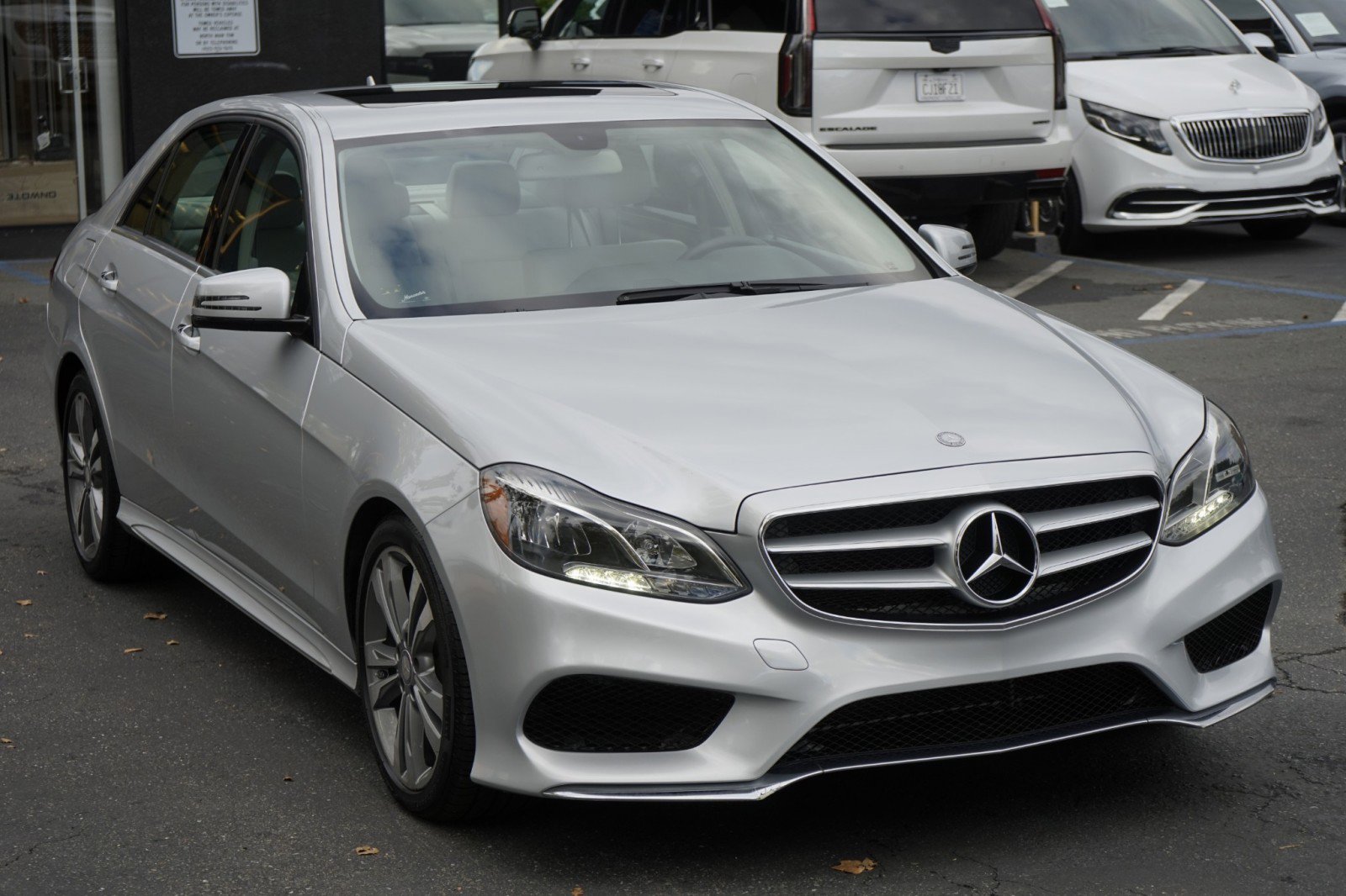 Used 2014 Mercedes-Benz E 350 Sedan image 5