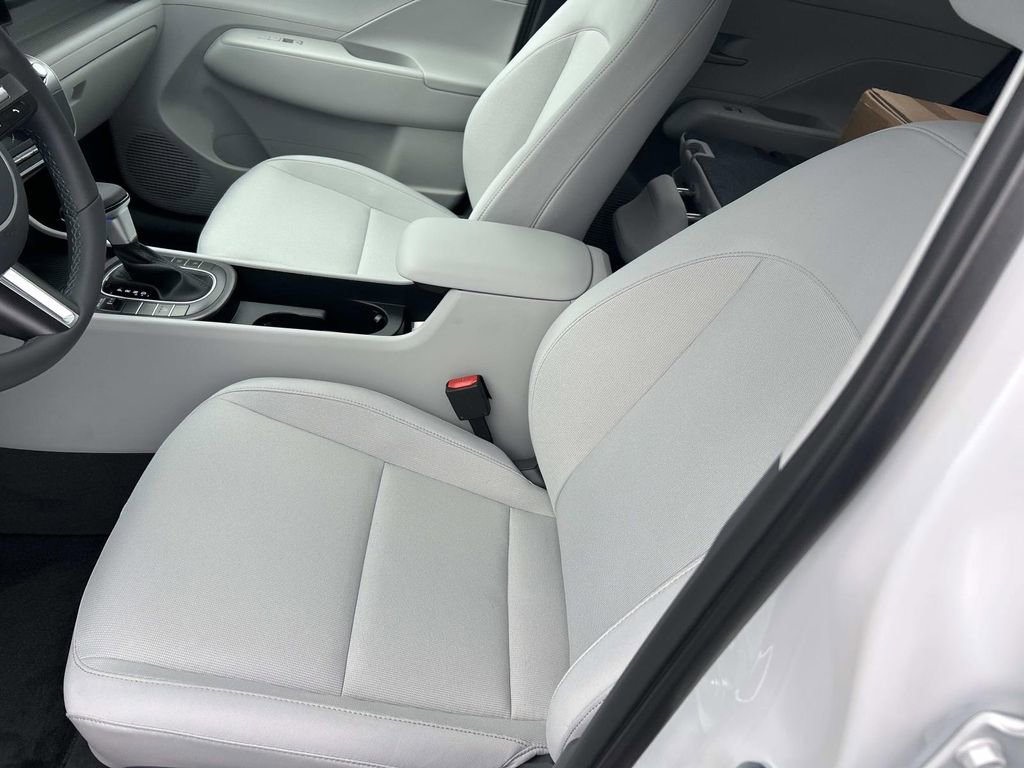 New 2026 Hyundai Kona SEL Sport FWD image 14