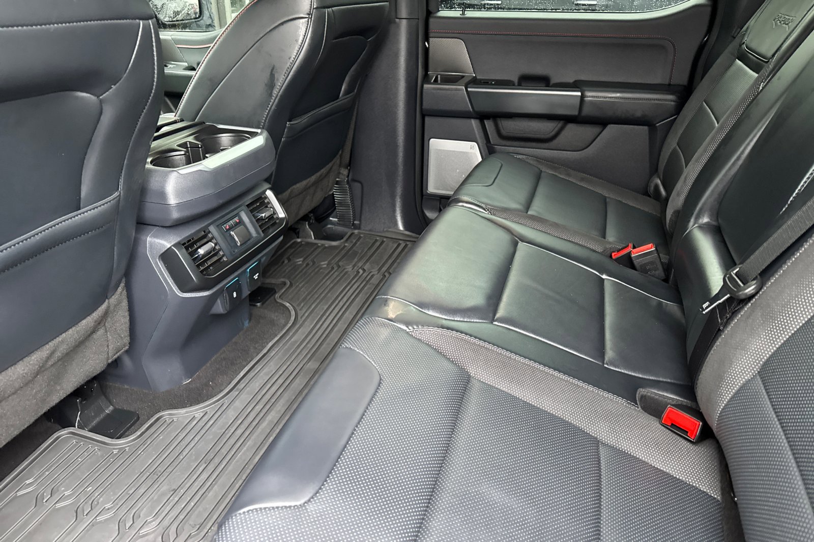 Used 2024 Ford F150 Raptor image 12