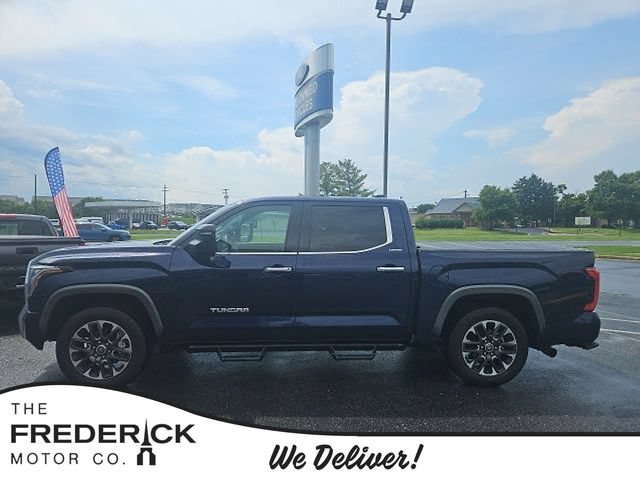 Used 2022 Toyota Tundra Limited AWD/4WD image 1