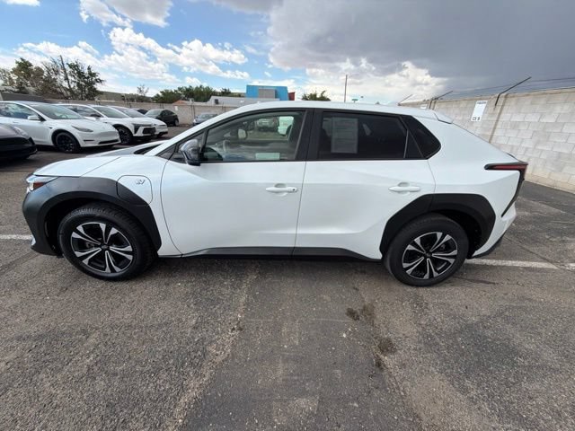 Used 2023 Subaru Solterra AWD image 6