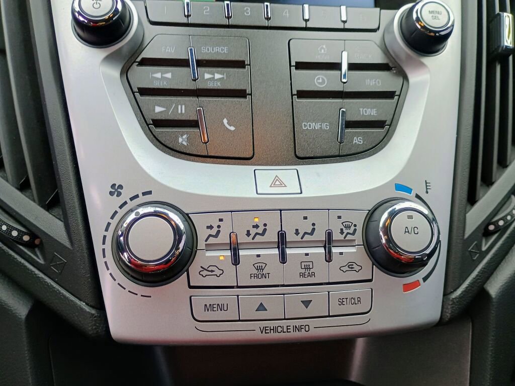 Used 2017 Chevrolet Equinox LS image 14