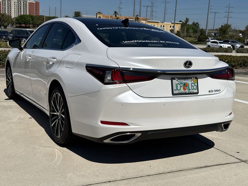 Used 2025 Lexus ES 350 w/ Premium Package image 10