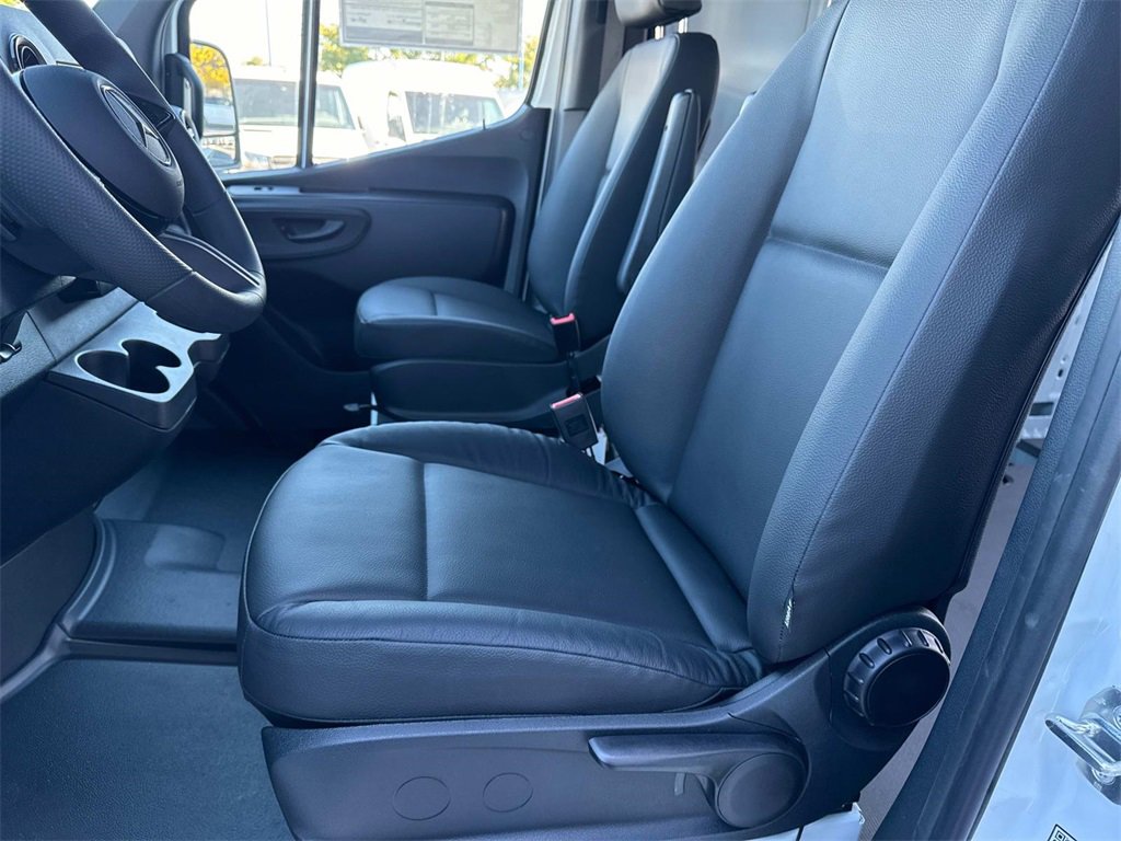 New 2025 Mercedes-Benz Sprinter 2500 image 17