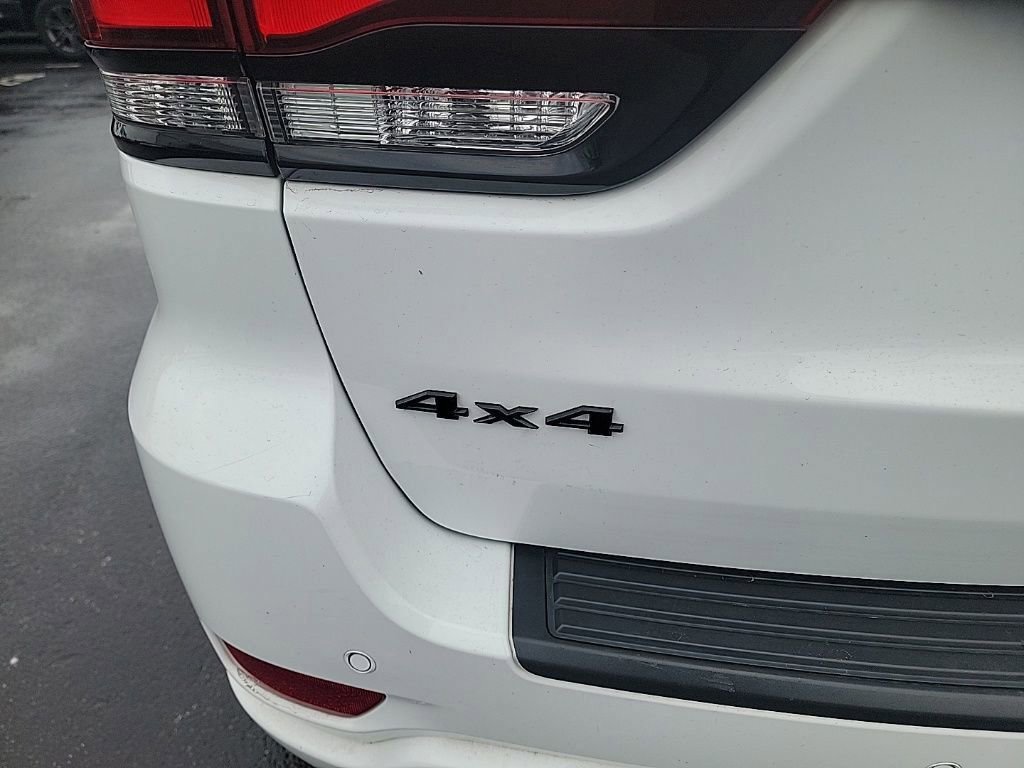 Used 2021 Jeep Grand Cherokee Laredo X image 5