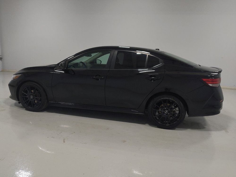 Used 2022 Nissan Sentra SR w/ Trunk Package FWD image 3